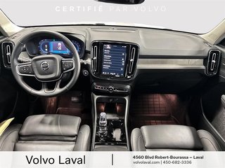 Volvo XC40 B5 AWD Plus Dark Theme 2024 à Laval, Québec - 6 - w320h240px