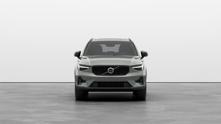 2025 Volvo XC40 Ultra Dark Theme in Laval, Quebec - 3 - w320h240px
