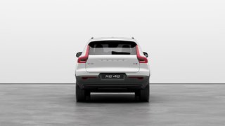 2025 Volvo XC40 Plus Dark Theme in Laval, Quebec - 4 - w320h240px