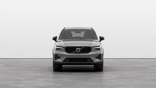 2025 Volvo XC40 Plus Dark Theme 4 Cylinder Engine 2.0L All Wheel Drive
