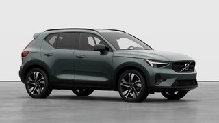 2026 Volvo XC40 Plus Dark Theme in Laval, Quebec - 3 - w320h240px