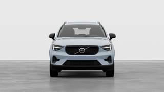 Volvo XC40 Plus Dark Theme 2026 à Laval, Québec - 5 - w320h240px