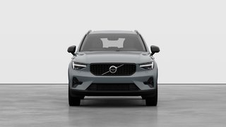 Volvo XC40 Plus Dark Theme 2026 à Laval, Québec - 5 - w320h240px