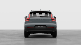 Volvo XC40 Plus Dark Theme 2026 à Laval, Québec - 6 - w320h240px