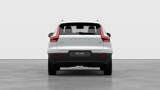 Volvo XC40 Plus Dark Theme 2026 à Laval, Québec - 6 - w320h240px