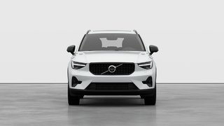 Volvo XC40 Plus (Dark Theme) 2026 à Brossard, Québec - 5 - w320h240px