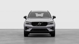 2026 Volvo XC40 Plus (Dark Theme) in Brossard, Quebec - 5 - w320h240px
