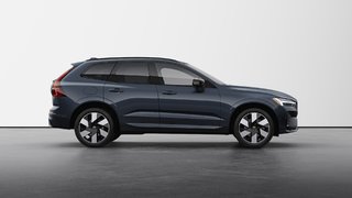 Volvo XC60 Plug-in Hybrid Plus Dark Theme 2025 à Laval, Québec - 5 - w320h240px
