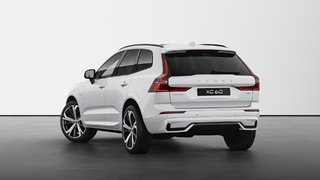 2025 Volvo XC60 Plug-In Hybrid Ultra Dark Theme in Brossard, Quebec - 2 - w320h240px
