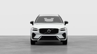 Volvo XC60 Plug-in Hybrid Core Dark Theme 2026 à Laval, Québec - 5 - w320h240px