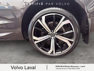 Volvo XC60 Recharge R-Design 2022 à Laval, Québec - 4 - w320h240px