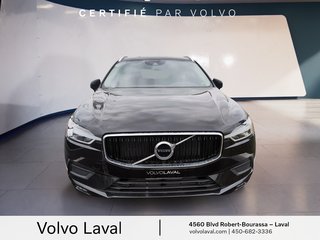 Volvo XC60 T6 AWD Momentum Moteur à 4 cylindres 2.0L/120CI 4 roues motrices 2021