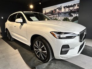 2022  XC60 B6 AWD Momentum in Laval, Quebec - 6 - w320h240px