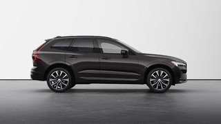 Volvo XC60 Plus Dark Theme 2025 à Laval, Québec - 5 - w320h240px