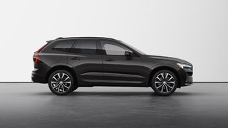 Volvo XC60 Ultra Dark Theme 2025 à Laval, Québec - 5 - w320h240px