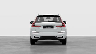 Volvo XC60 Core Dark Theme 2026 à Laval, Québec - 6 - w320h240px