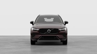 2026 Volvo XC60 Plus Dark Theme in Laval, Quebec - 5 - w320h240px