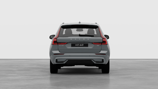 Volvo XC60 Plus Dark Theme 2026 à Laval, Québec - 6 - w320h240px