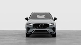 Volvo XC60 Plus Dark Theme 2026 à Laval, Québec - 5 - w320h240px