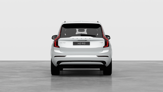 2026 Volvo XC90 Plug-In Hybrid Plus Dark Theme in Laval, Quebec - 6 - w320h240px