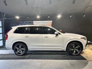 Volvo XC90 T6 AWD R-Design Moteur à 4 cylindres 2.0l 4 roues motrices 2018