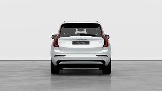 Volvo XC90 Plus 7-Seater (Dark Theme) 2027 à Laval, Québec - 6 - w320h240px