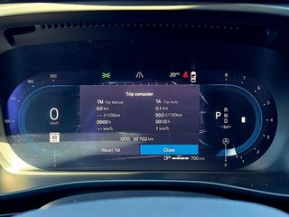 2024 Volvo XC40 PLUS DARK THEME 2.0L I4 Direct-Injected Turbocharged All Wheel Drive
