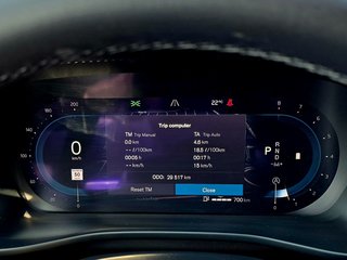 2024 Volvo XC40 PLUS DARK THEME 2.0L I4 Direct-Injected Turbocharged All Wheel Drive