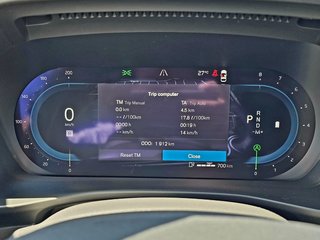 2025 Volvo XC40 PLUS DARK THEME 2.0L I4 Direct-Injected Turbocharged -inc: Integrated Starter Generator (ISG) All Wheel Drive
