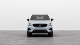 2025 Volvo XC40 Plus Dark Theme 4 Cylinder Engine 2.0L All Wheel Drive