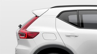 2024 Volvo XC40 B5 AWD Ultimate Dark Theme in Ajax, Ontario at Volvo Cars Lakeridge - 3 - w320h240px