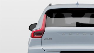 2024 Volvo XC40 B5 AWD Ultimate Dark Theme in Ajax, Ontario at Volvo Cars Lakeridge - 6 - w320h240px