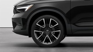 2024 Volvo XC40 B5 AWD Ultimate Bright Theme in Ajax, Ontario at Volvo Cars Lakeridge - 2 - w320h240px