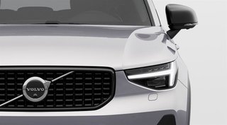 2025 Volvo XC40 B5 AWD Ultra Dark Theme in Ajax, Ontario at Volvo Cars Lakeridge - 4 - w320h240px