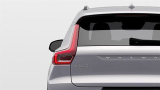 2025 Volvo XC40 B5 AWD Ultra Dark Theme in Ajax, Ontario at Volvo Cars Lakeridge - 6 - w320h240px