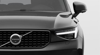 2025 Volvo XC40 B5 AWD Ultra Dark Theme in Ajax, Ontario at Volvo Cars Lakeridge - 6 - w320h240px