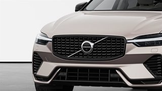 2025 Volvo XC60 Plug-in Hybrid T8 AWD Ultra Dark Theme in Ajax, Ontario at Volvo Cars Lakeridge - 3 - w320h240px