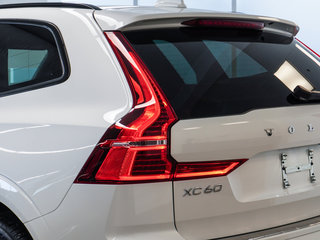 2022 Volvo XC60 B6 R-Design in Ajax, Ontario at Volvo Cars Lakeridge - 6 - w320h240px