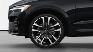 2024 Volvo XC60 B5 AWD Ultimate Dark Theme in Ajax, Ontario at Volvo Cars Lakeridge - 4 - w320h240px