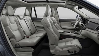 2025 Volvo XC90 B6 AWD Ultra Bright Theme 7-Seater in Ajax, Ontario at Volvo Cars Lakeridge - 5 - w320h240px