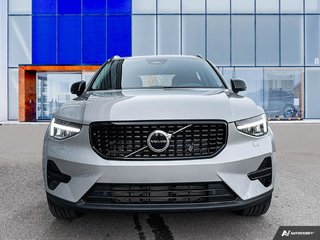 2024 Volvo XC40 CORE BRIGHT THEME 2.0L I4 Direct-Injected Turbocharged All Wheel Drive