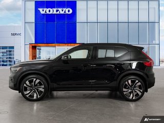 2025 Volvo XC40 PLUS DARK THEME 2.0L I4 Direct-Injected Turbocharged -inc: Integrated Starter Generator (ISG) All Wheel Drive