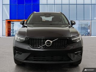 2025 Volvo XC40 PLUS DARK THEME 2.0L I4 Direct-Injected Turbocharged -inc: Integrated Starter Generator (ISG) All Wheel Drive