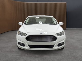 Ford Fusion HEV SE Moteur à 4 cylindres Traction 2015