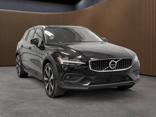 2022 Volvo V60 Cross Country T5 AWD 4 Cylinder Engine 2.0L/120CI All Wheel Drive