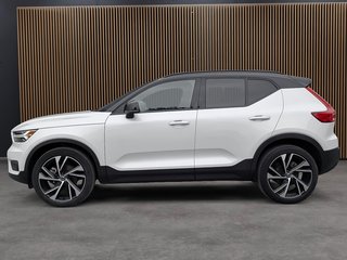 Volvo XC40 T5 AWD R-Design Moteur à 4 cylindres 2.0L/120CI 4 roues motrices 2021
