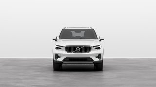 2024 Volvo XC40 B5 AWD Plus Bright Theme 4 Cylinder Engine 2.0L All Wheel Drive