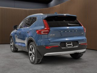 Volvo XC40 B5 AWD Plus Bright Theme Moteur à 4 cylindres 2.0l 4 roues motrices 2024