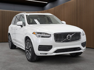 Volvo XC90 T6 AWD MOMMENTUM JAMAIS ACCIDENTÉ CERTIFIÉ Moteur à 4 cylindres 2.0L/120CI 4 roues motrices 2022