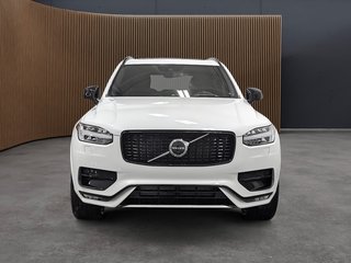 Volvo XC90 T6 AWD R-Design 7 Seater Moteur à 4 cylindres 2.0L/120CI 4 roues motrices 2022